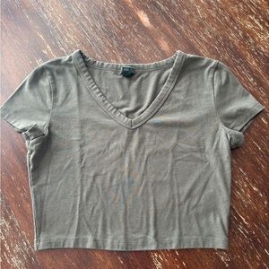Wild Fable V-Neck Crop Top in Gray